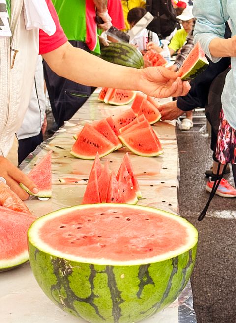 美味しいスイカ食べ放題のマラソン大会